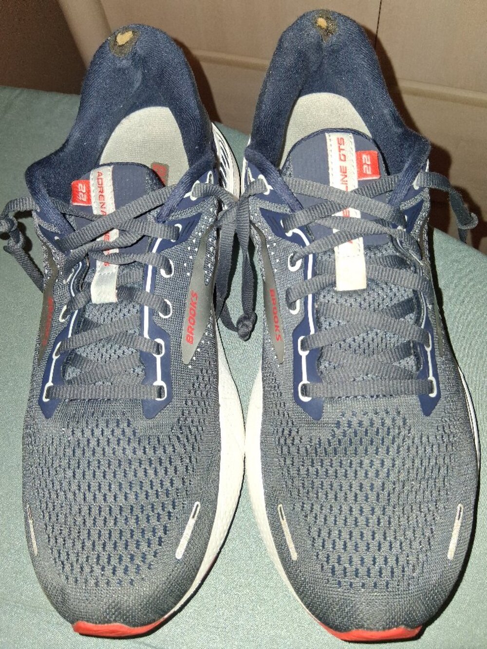 Brooks sneskers